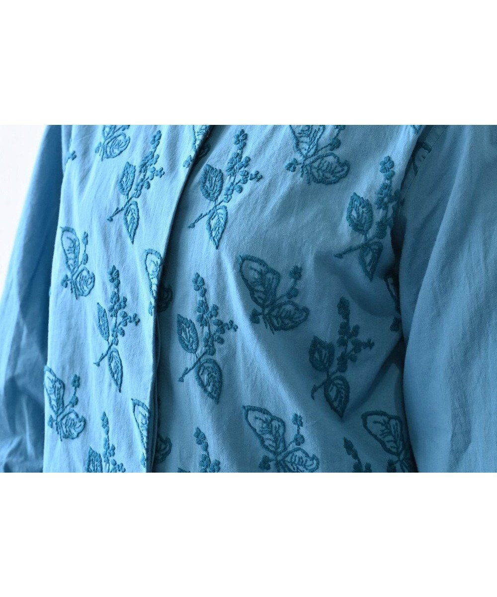 【ムーク/muuc】の〈コットン100%〉〈綿ローン生地〉〈ふんわり柔らかな肌触り〉梅小花刺繍 スタンドカラーブラウス インテリア・キッズ・メンズ・レディースファッション・服の通販 founy(ファニー) 　ファッション　Fashion　レディースファッション　Fashion for Women　トップス・カットソー　Cut & Sew Tops　シャツ・ブラウス・オフィスカジュアル　Elegant Blouses & Button-Ups　春　Spring　キャンバス　Canvas, Canvas Fabric　スタンド　Stand Collar, Upright Stand　セットアップ　Set-Up, Coordinated Outfit　手編み　Hand-Knitted, Handmade Knit　バランス　Balance, Style Balance　パターン　Pattern, Design Print　羽織　Haori, Light Jacket　A/W・秋冬　Autumn/Winter　S/S・春夏　SS, Spring/Summer, Warm Season　再入荷　Restock / Back in Stock　夏　Summer　ブルー|ID: prp329100004617627 ipo3291000000033681898