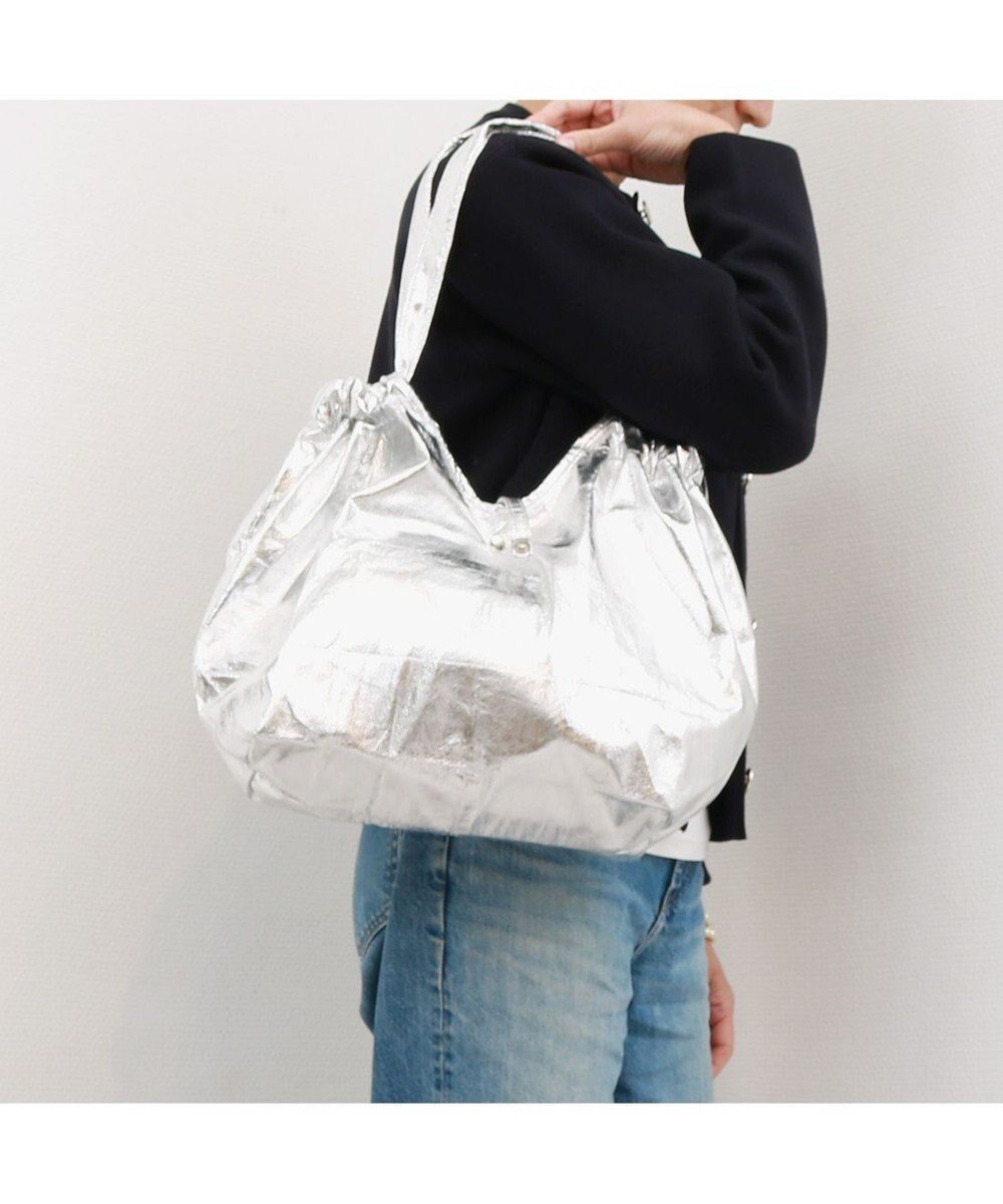 【アンビリオン/UNBILLION】のカシュカシュ cachecache / メタリックギャザーパッカブルトート インテリア・キッズ・メンズ・レディースファッション・服の通販 founy(ファニー) 　ファッション　Fashion　レディースファッション　Fashion for Women　バッグ　Bags　カラフル　Colorful Design　ギャザー　Gathered, Ruffled　ハンド　Hand, Handmade　ミックス　Mix, Mixed Style　モチーフ　Motif, Design Theme　再入荷　Restock / Back in Stock　おすすめ　Recommended / Our Picks　ビジネス 仕事 通勤　Business / Work / Commuting　シルバー|ID: prp329100004617658 ipo3291000000033481832