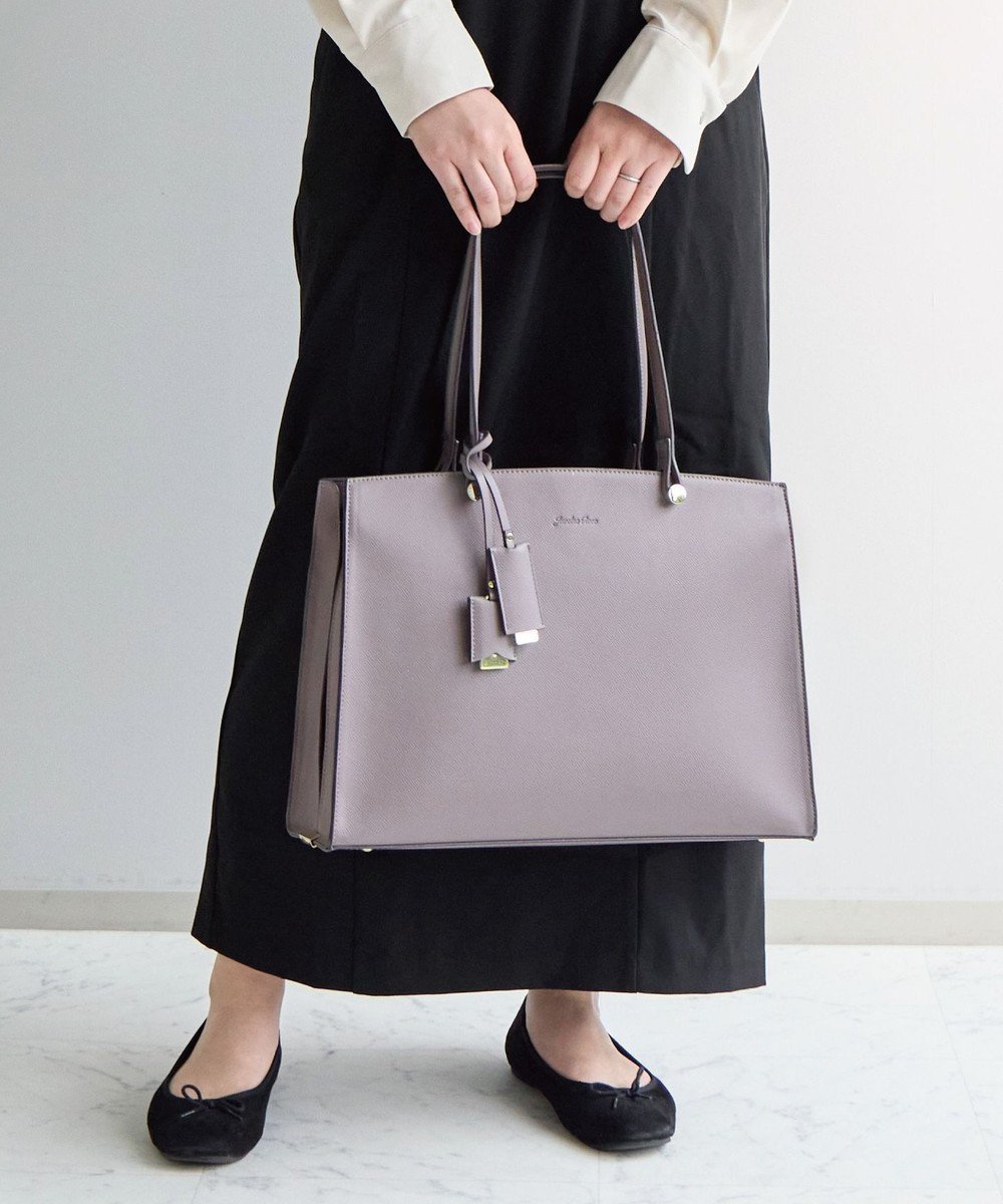 【エースバッグズアンドラゲッジ/ACE BAGS & LUGGAGE】の【雑誌掲載】 Jewelna Rose ターミー A4サイズ 10758 レディース 通勤バッグ ビジネスバッグ トートバッグ A4サイズ ジュエルナローズ インテリア・キッズ・メンズ・レディースファッション・服の通販 founy(ファニー) 　雑誌掲載アイテム　Magazine Picks & Fashion Features　ファッション雑誌　Fashion Magazines　ビジンヒャッカ　美人百花　モア　MORE　ファッション　Fashion　レディースファッション　Fashion for Women　バッグ　Bags　5月号　May Issue　4月号　April Issue　雑誌　Magazine, Fashion Magazine　2月号　February Issue, Feb. Edition　ポケット　Pocket, Pocket Detail　ミドル　Middle Length, Mid Height　メタル　Metal, Metal Parts　モバイル　Mobile, Smartphone　6月号　June Issue, Jun. Edition　リュック　Backpack, Rucksack　ワーク　Workwear, Utility Style　おすすめ　Recommended / Our Picks　ビジネス 仕事 通勤　Business / Work / Commuting　モーヴグレー|ID: prp329100004618193 ipo3291000000033552597