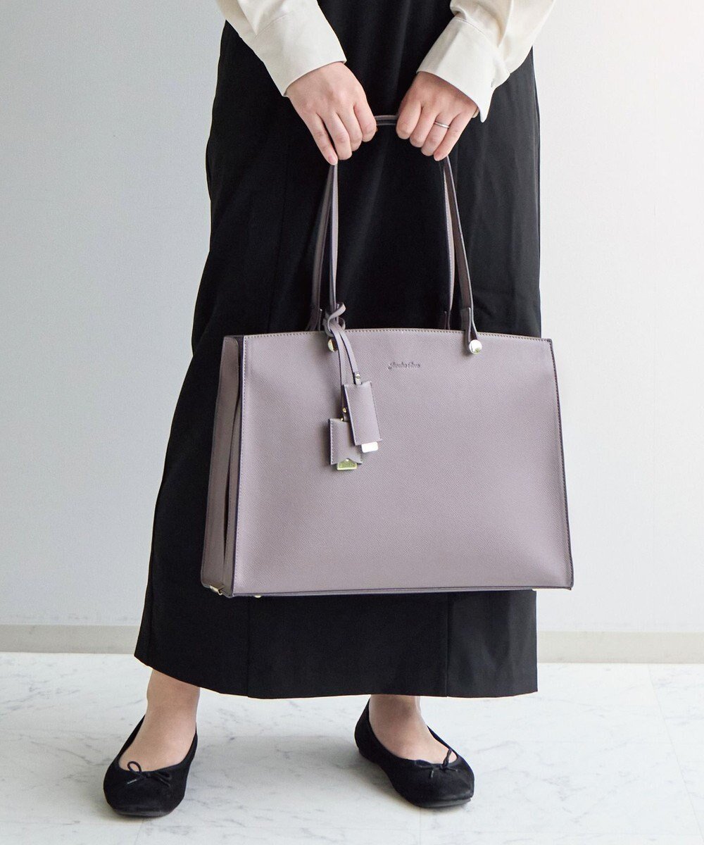 【エースバッグズアンドラゲッジ/ACE BAGS & LUGGAGE】の【雑誌掲載】 Jewelna Rose ターミー A4サイズ 10758 レディース 通勤バッグ ビジネスバッグ トートバッグ A4サイズ ジュエルナローズ インテリア・キッズ・メンズ・レディースファッション・服の通販 founy(ファニー) 　雑誌掲載アイテム　Magazine Picks & Fashion Features　ファッション雑誌　Fashion Magazines　ビジンヒャッカ　美人百花　モア　MORE　ファッション　Fashion　レディースファッション　Fashion for Women　バッグ　Bags　5月号　May Issue　4月号　April Issue　雑誌　Magazine, Fashion Magazine　2月号　February Issue, Feb. Edition　ポケット　Pocket, Pocket Detail　ミドル　Middle Length, Mid Height　メタル　Metal, Metal Parts　モバイル　Mobile, Smartphone　6月号　June Issue, Jun. Edition　リュック　Backpack, Rucksack　ワーク　Workwear, Utility Style　おすすめ　Recommended / Our Picks　ビジネス 仕事 通勤　Business / Work / Commuting　モーヴグレー|ID: prp329100004618193 ipo3291000000034256004