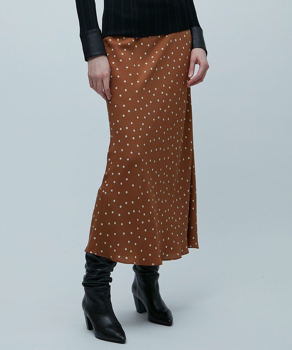 【ベイジ,/BEIGE,】の【GISELe 2.3月合併号掲載】VIGNON / ドットスカート 人気、トレンドファッション・服の通販 founy(ファニー) 　ファッション　Fashion　レディースファッション　Fashion for Women　スカート　Skirts　セットアップ　Set-Up, Coordinated Outfit　ドット　Polka Dot, Dot Pattern　ドレープ　Drape, Draping Fabric　フレア　Flare, Flared　ヘムライン　Hemline, Bottom Cut　A/W・秋冬　Autumn/Winter　 other-1|ID: prp329100004619200 ipo3291000000033125015