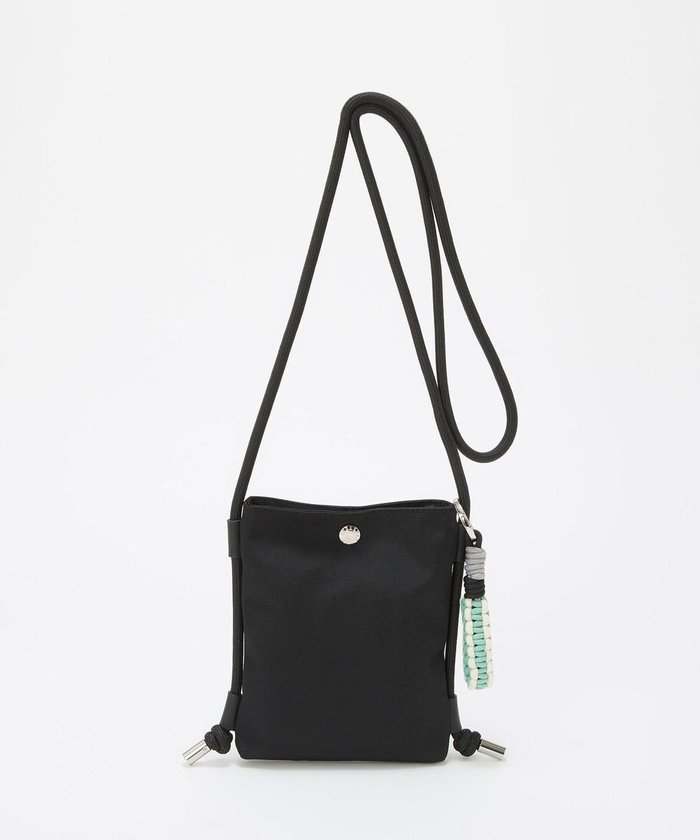 【トプカピ/TOPKAPI】の【Breath TOPKAPI】コードチャーム付き ミニショルダーバッグ / サコッシュ インテリア・キッズ・メンズ・レディースファッション・服の通販 founy(ファニー) https://founy.com/ ファッション Fashion レディースファッション Fashion for Women キーホルダー Keychain, Key Holder コンパクト Compact, Small Size ショルダー Shoulder, Shoulder Strap シンプル Simple, Minimal スマート Smart, Elegant チャーム Charm, Pendant トレンド Trend, Trending Now フォルム Silhouette, Form ポケット Pocket, Pocket Detail ミックス Mix, Mixed Style ワーク Workwear, Utility Style 新作・新入荷 New Arrivals / New In |ID: prp329100004619345 ipo3291000000033127361