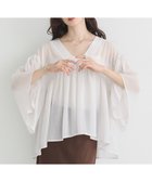 【アースミュージックアンドエコロジー/earth music&ecology】のVネックギャザーブラウス Off White|ID: prp329100004619373 ipo3291000000033597902