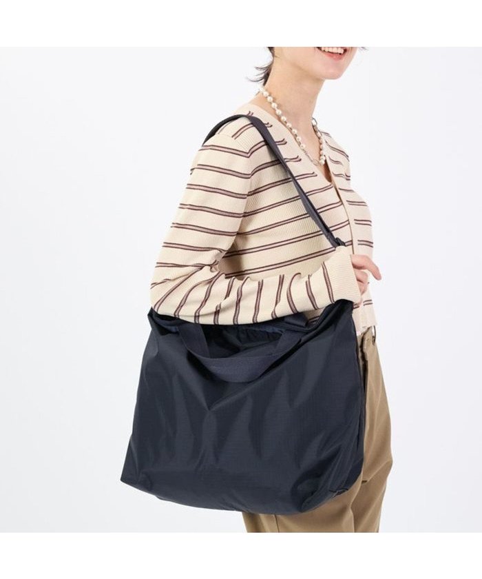 【レスポートサック/LeSportsac】のDELUXE ZIPTOP TOTE/ディープシーブルー インテリア・キッズ・メンズ・レディースファッション・服の通販 founy(ファニー) https://founy.com/ ファッション Fashion レディースファッション Fashion for Women バッグ Bags キーホルダー Keychain, Key Holder コイン Coin, Coin Design 軽量 Lightweight, Ultra Light シンプル Simple, Minimal スマホ Smartphone, Mobile Device 財布 Wallet, Purse チャーム Charm, Pendant トラベル Travel, Travel Gear プリント Print, Printed Pattern ベーシック Basic, Essential ポケット Pocket, Pocket Detail ポーチ Pouch, Small Case 無地 Plain, Solid Color おすすめ Recommended / Our Picks 旅行 Travel ギフト プレゼント Gift / Present |ID: prp329100004619476 ipo3291000000033708146