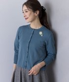 【組曲/KUMIKYOKU】のクルミボタン ニットカーディガン 人気、トレンドファッション・服の通販 founy(ファニー) ファッション Fashion レディースファッション Fashion for Women トップス・カットソー Cut & Sew Tops ニット Knit Tops & Sweaters カーディガン・羽織り Layered Style Cardigans アンサンブル Ensemble Set インナー Innerwear 秋 Autumn カーディガン Cardigan, Knitwear シンプル Simple, Minimal ジャケット Jacket, Outerwear ストレッチ Stretch, Stretchy Fabric ドッキング Docking, Mixed Material 定番 Standard, Basic Item ボックス Boxy, Box Shape 半袖 Short Sleeve, Half Sleeve A/W・秋冬 Autumn/Winter 夏 Summer エレガント 上品 Elegant thumbnail チャコールブルー系|ID: prp329100004620441 ipo3291000000033848963