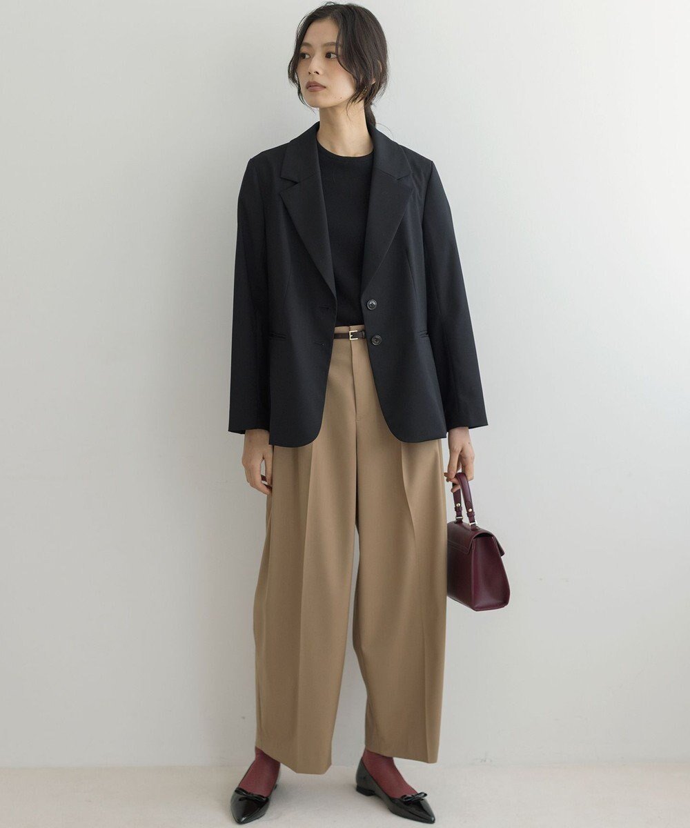 【組曲/KUMIKYOKU】の【加藤ローサさん着用】ハンサムツイルカーヴィーパンツ インテリア・キッズ・メンズ・レディースファッション・服の通販 founy(ファニー) 　ファッション　Fashion　レディースファッション　Fashion for Women　パンツ　Pants & Trousers　ウォーム　Warm Fabric　キュロット　Culottes, Wide Shorts　ジャケット　Jacket, Outerwear　ストレッチ　Stretch, Stretchy Fabric　セットアップ　Set-Up, Coordinated Outfit　センター　Center, Center Line　ドレープ　Drape, Draping Fabric　なめらか　Smooth, Silky Texture　ワイド　Wide, Wide Fit　A/W・秋冬　Autumn/Winter　おすすめ　Recommended / Our Picks　エレガント 上品　Elegant　ベージュ系|ID: prp329100004620452 ipo3291000000034330769