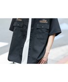 【ウィゴー/WEGO】の【ユニセックス着用ITEM】刺繍ロゴツイルワークシャツ 人気、トレンドファッション・服の通販 founy(ファニー) ファッション Fashion レディースファッション Fashion for Women トップス・カットソー Cut & Sew Tops シャツ・ブラウス・オフィスカジュアル Elegant Blouses & Button-Ups 春 Spring カーゴパンツ Cargo Pants, Utility Pants スマホ Smartphone, Mobile Device ツイル Twist, Twisted Detail トレンド Trend, Trending Now ハーフ Half, Half-Length フラップ Flap, Flap Pocket フロント Front, Front Design ベーシック Basic, Essential ボックス Boxy, Box Shape ポケット Pocket, Pocket Detail 半袖 Short Sleeve, Half Sleeve ミニスカート Mini Skirt, Short Skirt ワイド Wide, Wide Fit S/S・春夏 SS, Spring/Summer, Warm Season 新作・新入荷 New Arrivals / New In おすすめ Recommended / Our Picks 夏 Summer thumbnail ブラック|ID: prp329100004622331 ipo3291000000033173263