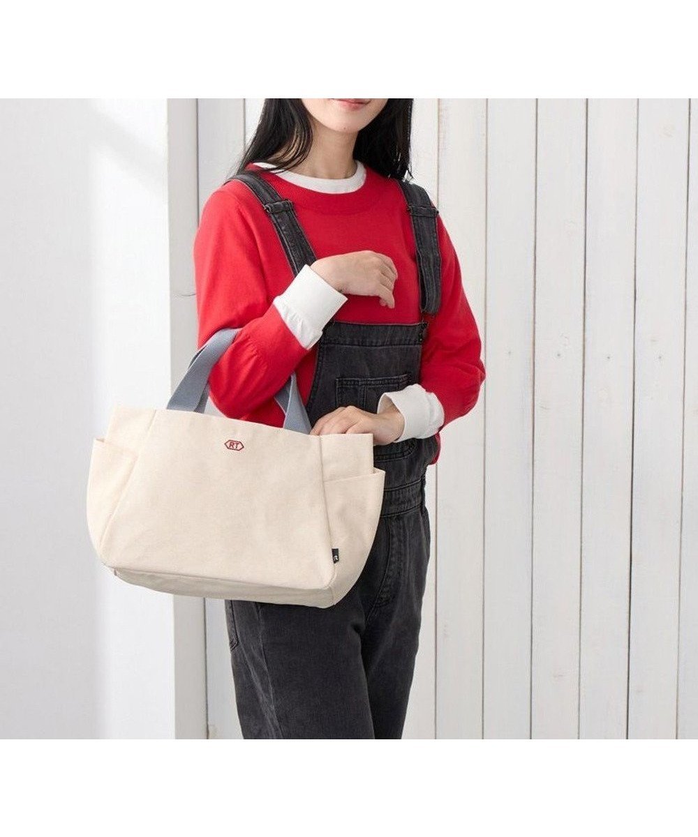 【ルートート/ROOTOTE】の3671【仕切り+自立】LT.デリ.パルーティ.キャンバス-A インテリア・キッズ・メンズ・レディースファッション・服の通販 founy(ファニー) ファッション Fashion レディースファッション Fashion for Women バッグ Bags カメラ Camera Accessories キャンバス Canvas, Canvas Fabric シンプル Simple, Minimal ハンカチ Handkerchief, Hanky フォルム Silhouette, Form プリント Print, Printed Pattern ボックス Boxy, Box Shape ポケット Pocket, Pocket Detail ランダム Random, Irregular おすすめ Recommended / Our Picks ギフト プレゼント Gift / Present 新作・新入荷 New Arrivals / New In 04:アイボリー|ID: prp329100004622936 ipo3291000000033716408