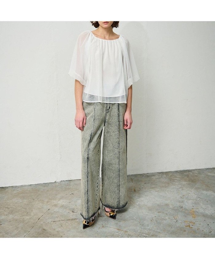 【グレース コンチネンタル/GRACE CONTINENTAL】のレイヤードチュールトップ インテリア・キッズ・メンズ・レディースファッション・服の通販 founy(ファニー) https://founy.com/ ファッション Fashion レディースファッション Fashion for Women トップス・カットソー Cut & Sew Tops シャツ・ブラウス・オフィスカジュアル Elegant Blouses & Button-Ups ロングTシャツ・Tシャツ Longline T-Shirts & Tees カットソー・ベーシックTシャツ Cut-and-Sewn Tops / Stretch Tees & Basics カットソー Cut and Sewn Top シアー Sheer, See-Through ドレープ Drape, Draping Fabric メッシュ Mesh, Net Fabric リボン Ribbon, Bow レース Lace, Lace Fabric 夏 Summer 春 Spring S/S・春夏 SS, Spring/Summer, Warm Season |ID: prp329100004623512 ipo3291000000034629065