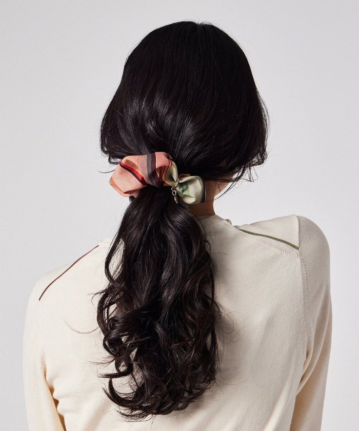 【ポール スミス/Paul Smith】のNew Swirl シュシュ インテリア・キッズ・メンズ・レディースファッション・服の通販 founy(ファニー) https://founy.com/ ファッション Fashion レディースファッション Fashion for Women シュシュ&ヘアアクセ/ヘアアレンジ Scrunchies & Hair Accessories アクセサリー Fashion Accessories フェミニン Feminine, Girly プリント Print, Printed Pattern プレート Plate, Dish メタル Metal, Metal Parts エレガント 上品 Elegant |ID: prp329100004623614 ipo3291000000035938113