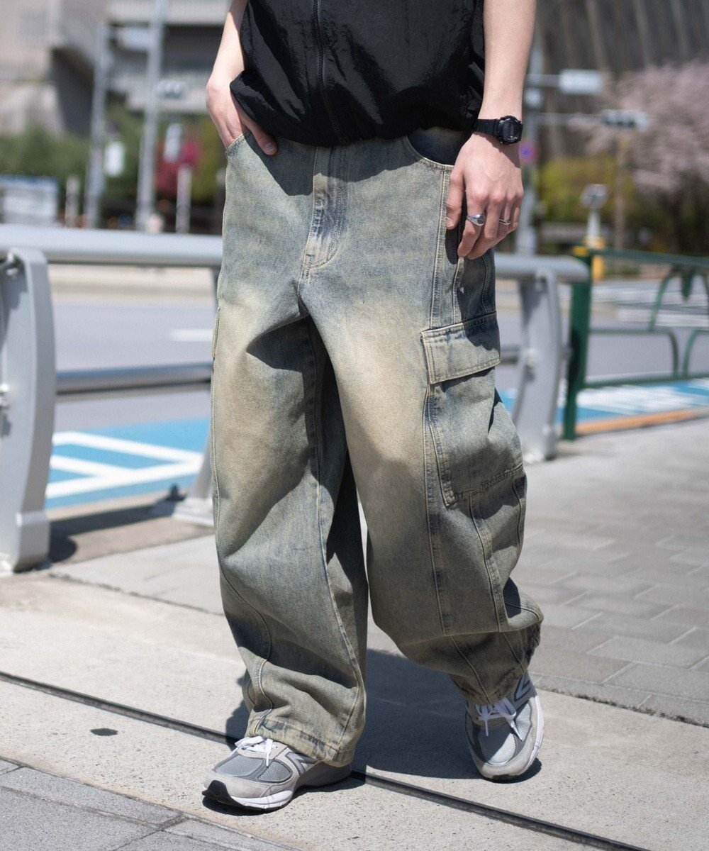 【ウィゴー/WEGO / MEN】の【SMLサイズ展開/ウエスト紐】イージー3Dバレルレッグデニムカーゴパンツ インテリア・キッズ・メンズ・レディースファッション・服の通販 founy(ファニー) 　ファッション　Fashion　メンズファッション　Fashion for Men　ボトムス　Bottoms　デニムパンツ・ジーンズ　Denim Pants　春　Spring　カーゴパンツ　Cargo Pants, Utility Pants　グラフィック　Graphic, Graphic Design　スマホ　Smartphone, Mobile Device　チェック　Check, Plaid, Tartan　デニム　Denim, Jeans Material　定番　Standard, Basic Item　人気　Popular, Best Seller　ポケット　Pocket, Pocket Detail　ワッフル　Waffle, Waffle Knit　S/S・春夏　SS, Spring/Summer, Warm Season　再入荷　Restock / Back in Stock　プチプライス・低価格　Affordable / Budget Price　おすすめ　Recommended / Our Picks　夏　Summer　デニム淡加工色|ID: prp329100004624768 ipo3291000000033217277
