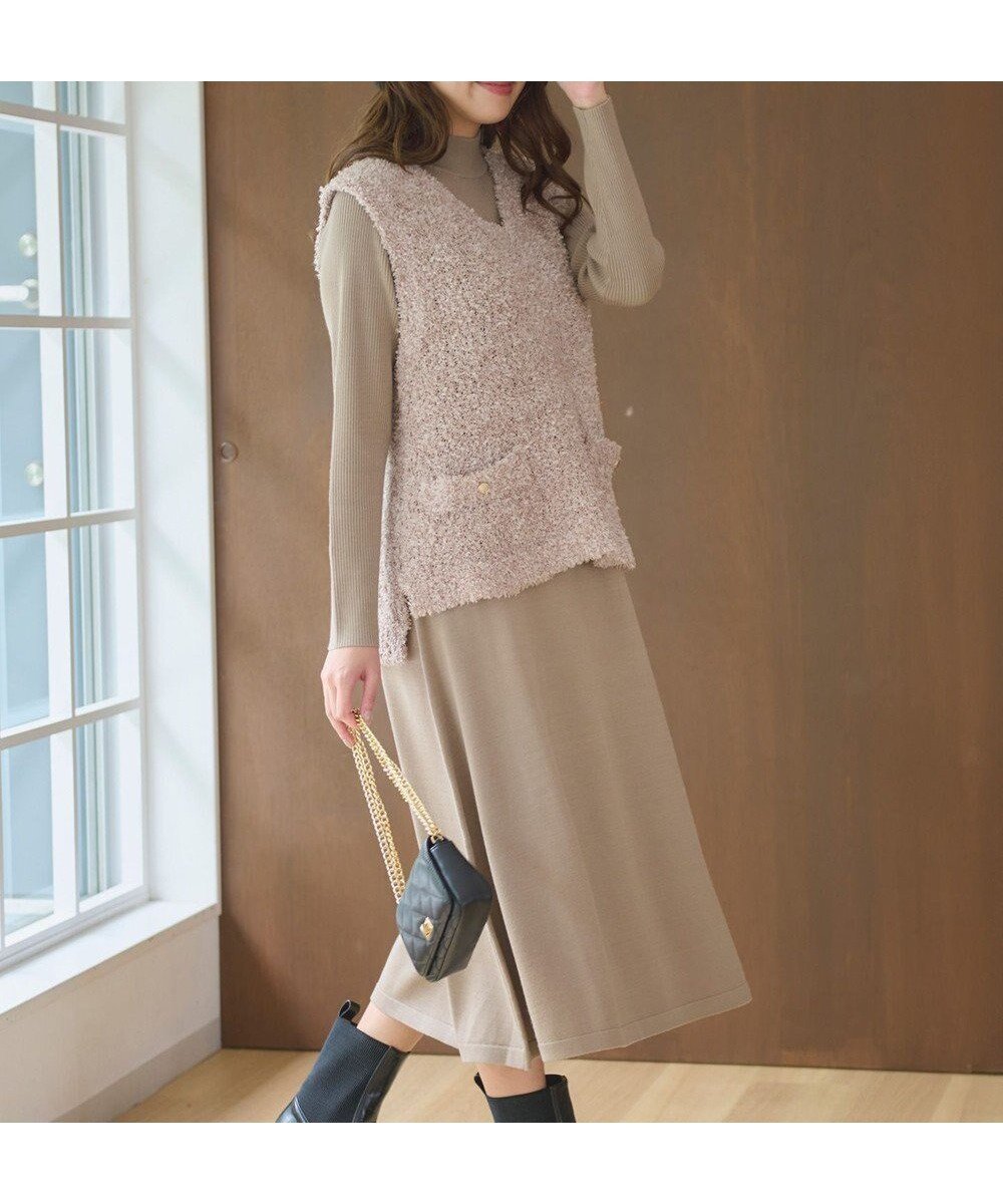 【フェルゥ/Feroux】の【洗える】ジレ付きニットワンピース インテリア・キッズ・メンズ・レディースファッション・服の通販 founy(ファニー) 　ファッション　Fashion　レディースファッション　Fashion for Women　アウター　Coat / Outerwear Collection　ワンピース　Dresses　ニットワンピース　Knit Dresses　シンプル　Simple, Minimal　ジャケット　Jacket, Outerwear　トレンド　Trend, Trending Now　フラット　Flat, Flat Shoes　フレア　Flare, Flared　ベスト　Vest, Waistcoat　ミックス　Mix, Mixed Style　ロング　Long, Long-Length　洗える　Machine Washable　A/W・秋冬　Autumn/Winter　ベージュ系|ID: prp329100004624858 ipo3291000000033661853