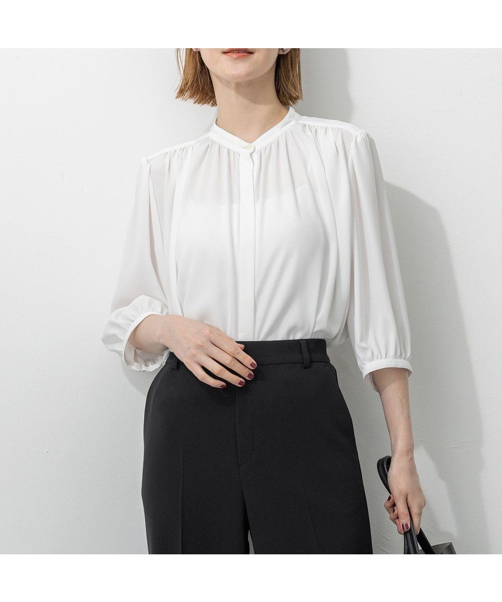 【23区/NIJYUSANKU】のライトバックサテンアムンゼン ギャザーブラウス 人気、トレンドファッション・服の通販 founy(ファニー) 　ファッション　Fashion　レディースファッション　Fashion for Women　トップス・カットソー　Cut & Sew Tops　シャツ・ブラウス・オフィスカジュアル　Elegant Blouses & Button-Ups　インナー　Innerwear　ギャザー　Gathered, Ruffled　ジャケット　Jacket, Outerwear　ドレープ　Drape, Draping Fabric　A/W・秋冬　Autumn/Winter　エレガント 上品　Elegant　ビジネス 仕事 通勤　Business / Work / Commuting　2025年　2025　2025-2026秋冬・A/W　Autumn/Winter 2025–26 AW25–26　 other-1|ID: prp329100004625047 ipo3291000000035545506