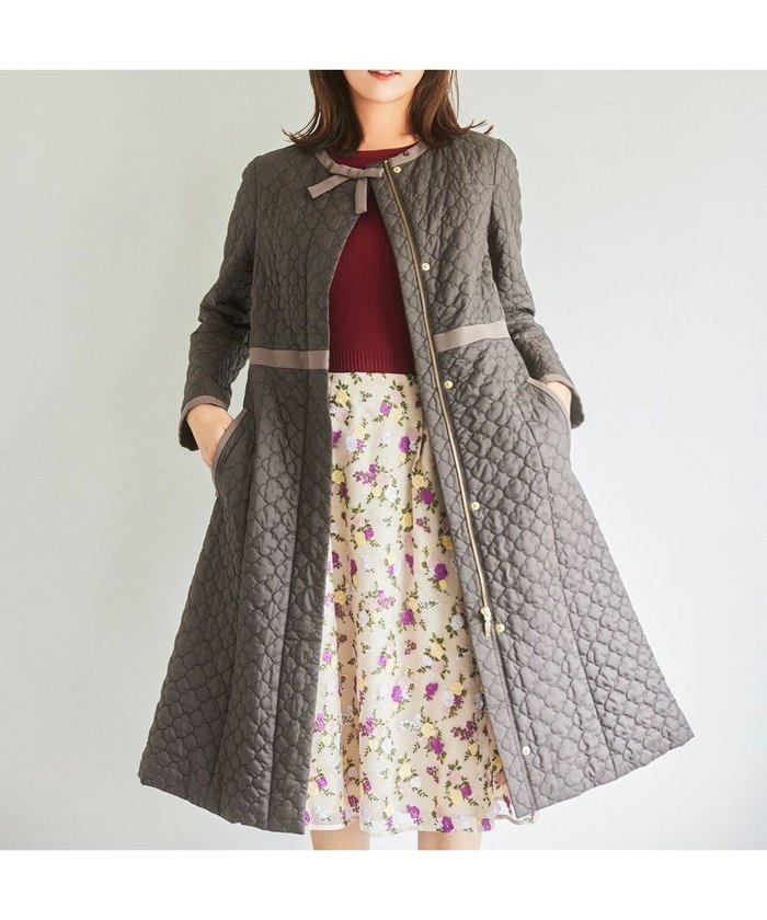 【トッカ/TOCCA】の【消臭・洗える】CLOVER CARPET キルト中綿ロングコート インテリア・キッズ・メンズ・レディースファッション・服の通販 founy(ファニー) https://founy.com/ ファッション Fashion レディースファッション Fashion for Women アウター Coat / Outerwear Collection コート・ロングコート・ピーコート Long Coats, Peacoats & More レディースジャケット・軽アウター Jackets キルト Quilt, Quilted Fabric ジャケット Jacket, Outerwear ロング Long, Long-Length 洗える Machine Washable |ID: prp329100004625070 ipo3291000000033680523