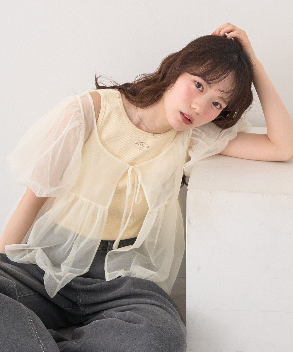 【アースミュージックアンドエコロジー/earth music&ecology】のSET2点チュールバルーンブラウス+ロゴタンク インテリア・キッズ・メンズ・レディースファッション・服の通販 founy(ファニー) 　ファッション　Fashion　レディースファッション　Fashion for Women　トップス・カットソー　Cut & Sew Tops　シャツ・ブラウス・オフィスカジュアル　Elegant Blouses & Button-Ups　おすすめ　Recommended / Our Picks　カーディガン　Cardigan, Knitwear　タンク　Tank Top, Sleeveless Top　ダウン　Down, Puffer　チュール　Tulip, Tulip Motif　デニム　Denim, Jeans Material　フェミニン　Feminine, Girly　フロント　Front, Front Design　ポケット　Pocket, Pocket Detail　リボン　Ribbon, Bow　A/W・秋冬　Autumn/Winter　Ivory|ID: prp329100004625668 ipo3291000000033490792