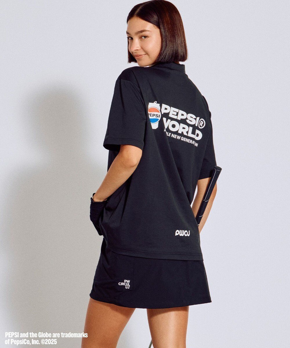【ピーダブリュサーキュラス/PW CIRCULUS】の〈Pepsiコラボ〉【UNISEX】Pepsi World Graphic モックネックT インテリア・キッズ・メンズ・レディースファッション・服の通販 founy(ファニー) 　ファッション　Fashion　レディースファッション　Fashion for Women　トップス・カットソー　Cut & Sew Tops　シャツ・ブラウス・オフィスカジュアル　Elegant Blouses & Button-Ups　ロングTシャツ・Tシャツ　Longline T-Shirts & Tees　カットソー・ベーシックTシャツ　Cut-and-Sewn Tops / Stretch Tees & Basics　春　Spring　カットソー　Cut and Sewn Top　クール　Cool, Chic　グラフィック　Graphic, Graphic Design　コラボ　Collaboration, Collab　吸水　Absorbent, Quick-Dry　軽量　Lightweight, Ultra Light　ストレッチ　Stretch, Stretchy Fabric　モックネック　Mock Neck, Short Turtleneck　モノトーン　Monotone, Black and White　ユニセックス　Unisex, Genderless　S/S・春夏　SS, Spring/Summer, Warm Season　おすすめ　Recommended / Our Picks　夏　Summer　ブラック系|ID: prp329100004626777 ipo3291000000033249831