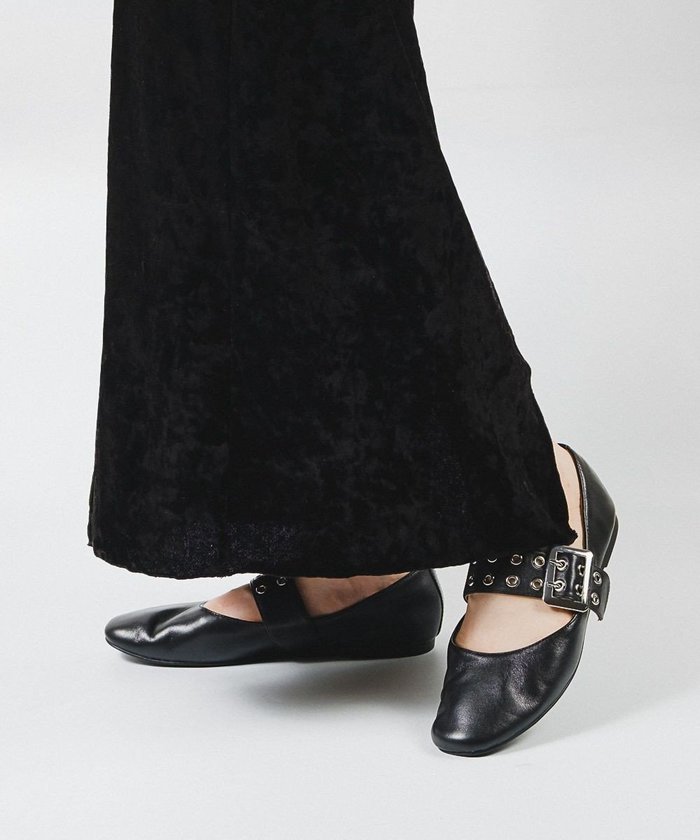 【スティーブマデン/STEVE MADDEN】のATLANTICA メタルバックルフラットシューズ インテリア・キッズ・メンズ・レディースファッション・服の通販 founy(ファニー) https://founy.com/ ファッション Fashion レディースファッション Fashion for Women バッグ Bags 厚底 Platform Shoes クラシック Classic, Timeless Style シューズ Shoes, Footwear フラット Flat, Flat Shoes メタル Metal, Metal Parts |ID: prp329100004626854 ipo3291000000033483388