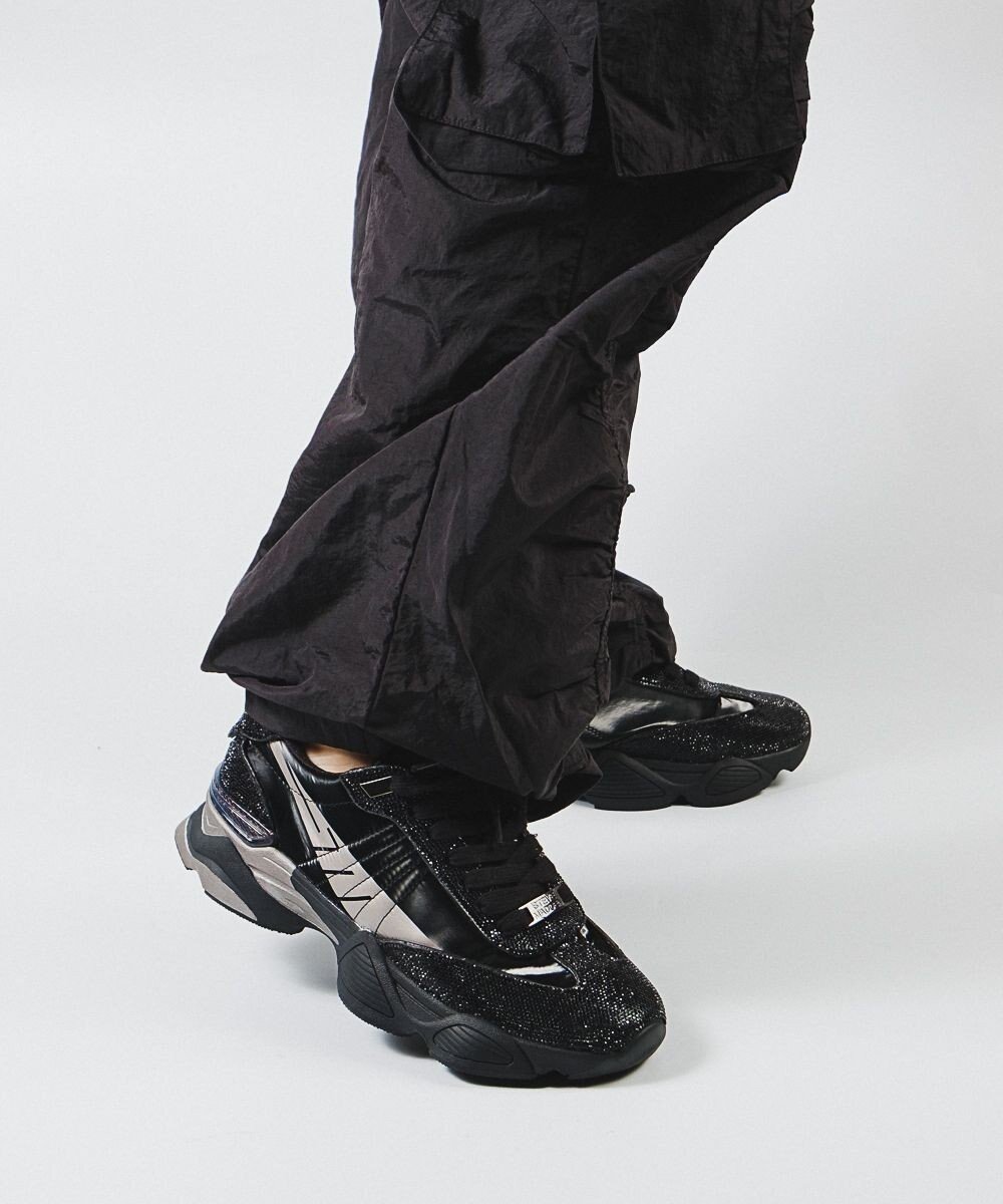 【スティーブマデン/STEVE MADDEN】のSETBACK-R ラインストーンスニーカー 人気、トレンドファッション・服の通販 founy(ファニー) 　ファッション　Fashion　レディースファッション　Fashion for Women　厚底　Platform Shoes　シューズ　Shoes, Footwear　スニーカー　Sneakers, Trainers　ビジュー　Bijou, Jewel-like Accent　フィット　Fit, Slim Fit　フォルム　Silhouette, Form　ミックス　Mix, Mixed Style　メタリック　Metallic, Shiny Finish　ラグジュアリー　Luxury, Elegant　 other-1|ID: prp329100004626859 ipo3291000000033483416