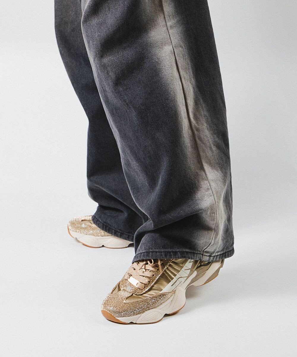 【スティーブマデン/STEVE MADDEN】のSETBACK-R ラインストーンスニーカー インテリア・キッズ・メンズ・レディースファッション・服の通販 founy(ファニー) 　ファッション　Fashion　レディースファッション　Fashion for Women　厚底　Platform Shoes　シューズ　Shoes, Footwear　スニーカー　Sneakers, Trainers　ビジュー　Bijou, Jewel-like Accent　フィット　Fit, Slim Fit　フォルム　Silhouette, Form　ミックス　Mix, Mixed Style　メタリック　Metallic, Shiny Finish　ラグジュアリー　Luxury, Elegant　ゴールド|ID: prp329100004626859 ipo3291000000033483420