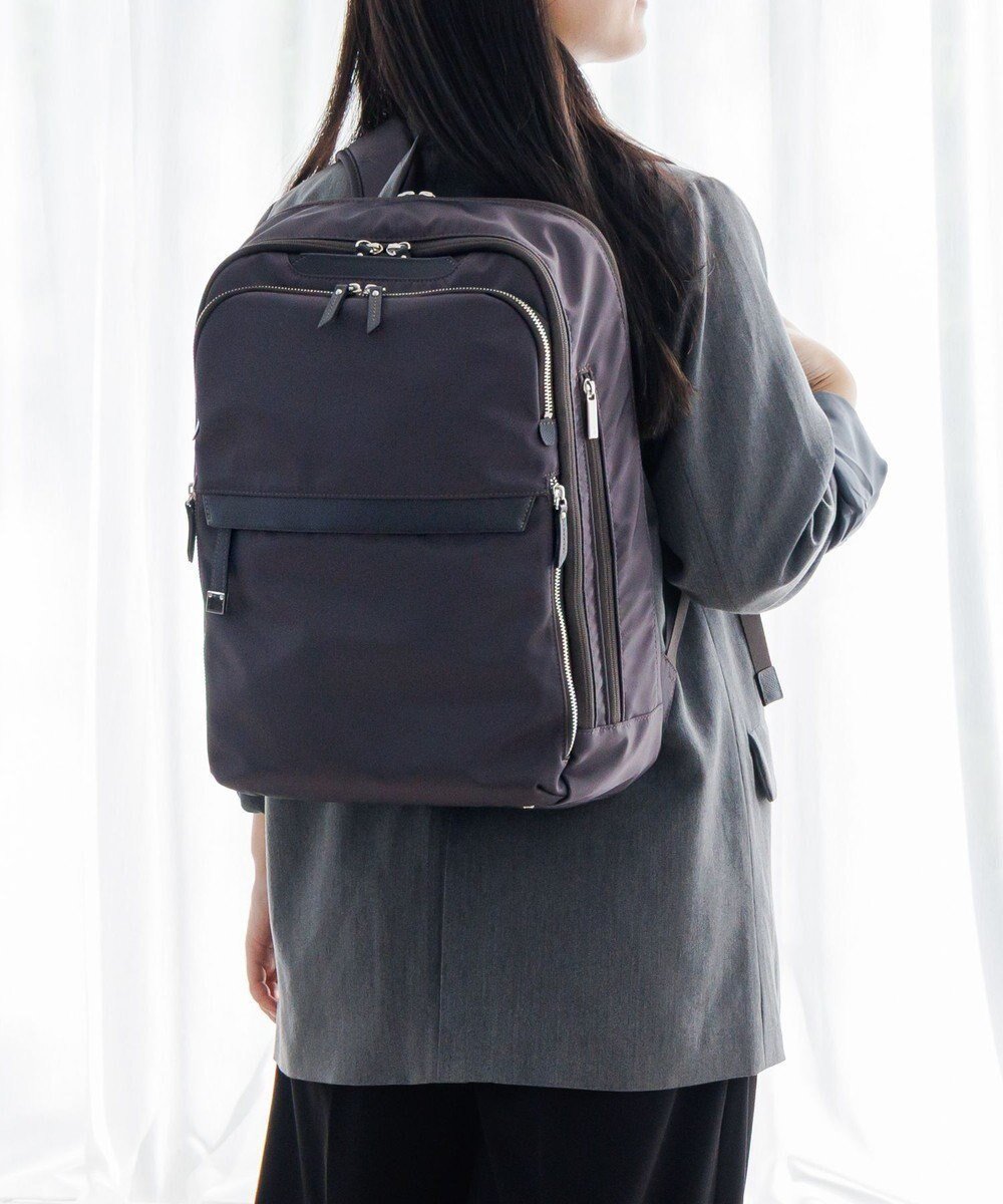 【エースバッグズアンドラゲッジ/ACE BAGS & LUGGAGE】の【雑誌掲載】 ace. ラプリム リュック レディースビジネス B4 15.6インチサイズ 68802 エース インテリア・キッズ・メンズ・レディースファッション・服の通販 founy(ファニー) 　雑誌掲載アイテム　Magazine Picks & Fashion Features　ファッション雑誌　Fashion Magazines　ビジンヒャッカ　美人百花　ファッション　Fashion　レディースファッション　Fashion for Women　バッグ　Bags　エレガント 上品　Elegant　9月号　September Issue　クッション　Cushion, Throw Pillow　傘　Umbrella, Parasol　吸水　Absorbent, Quick-Dry　抗菌　Antibacterial, Bacteria-Resistant　シルバー　Silver, Metallic Silver　セットアップ　Set-Up, Coordinated Outfit　雑誌　Magazine, Fashion Magazine　フィット　Fit, Slim Fit　フロント　Front, Front Design　ポケット　Pocket, Pocket Detail　リュック　Backpack, Rucksack　再入荷　Restock / Back in Stock　スーツケース キャリーケース　Suitcase / Carry Case　ビジネス 仕事 通勤　Business / Work / Commuting　チャコール|ID: prp329100004626873 ipo3291000000033250757