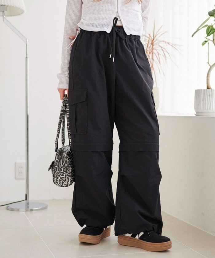 【ウィゴー/WEGO】の【ウエストゴム】2WAYカーゴパンツ インテリア・キッズ・メンズ・レディースファッション・服の通販 founy(ファニー) https://founy.com/ ファッション Fashion レディースファッション Fashion for Women パンツ Pants & Trousers 春 Spring 秋 Autumn カーゴパンツ Cargo Pants, Utility Pants ショート Short, Short Length スニーカー Sneakers, Trainers スマホ Smartphone, Mobile Device スリット Slit, Slit Detail ダメージ Distressed, Destroyed デニム Denim, Jeans Material ドローコード Drawcord, Drawstring Cord ハーフ Half, Half-Length フレア Flare, Flared 冬 Winter / This Winter S/S・春夏 SS, Spring/Summer, Warm Season 夏 Summer |ID: prp329100004627812 ipo3291000000033264151