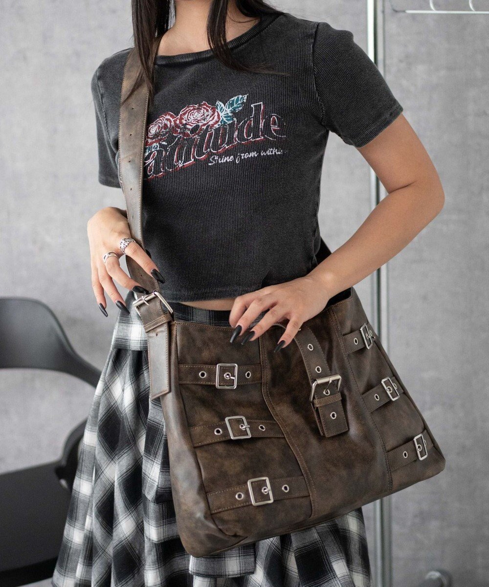 【ウィゴー/WEGO】のベルトデザインBIGショルダー インテリア・キッズ・メンズ・レディースファッション・服の通販 founy(ファニー) 　ファッション　Fashion　レディースファッション　Fashion for Women　ベルト&ウエストマーク　Belts & Waist Accessories　ショルダー　Shoulder, Shoulder Strap　スマホ　Smartphone, Mobile Device　ビンテージ　Vintage, Retro Style　フロント　Front, Front Design　ポケット　Pocket, Pocket Detail　ビジネス 仕事 通勤　Business / Work / Commuting　ブラウン|ID: prp329100004627826 ipo3291000000033264197