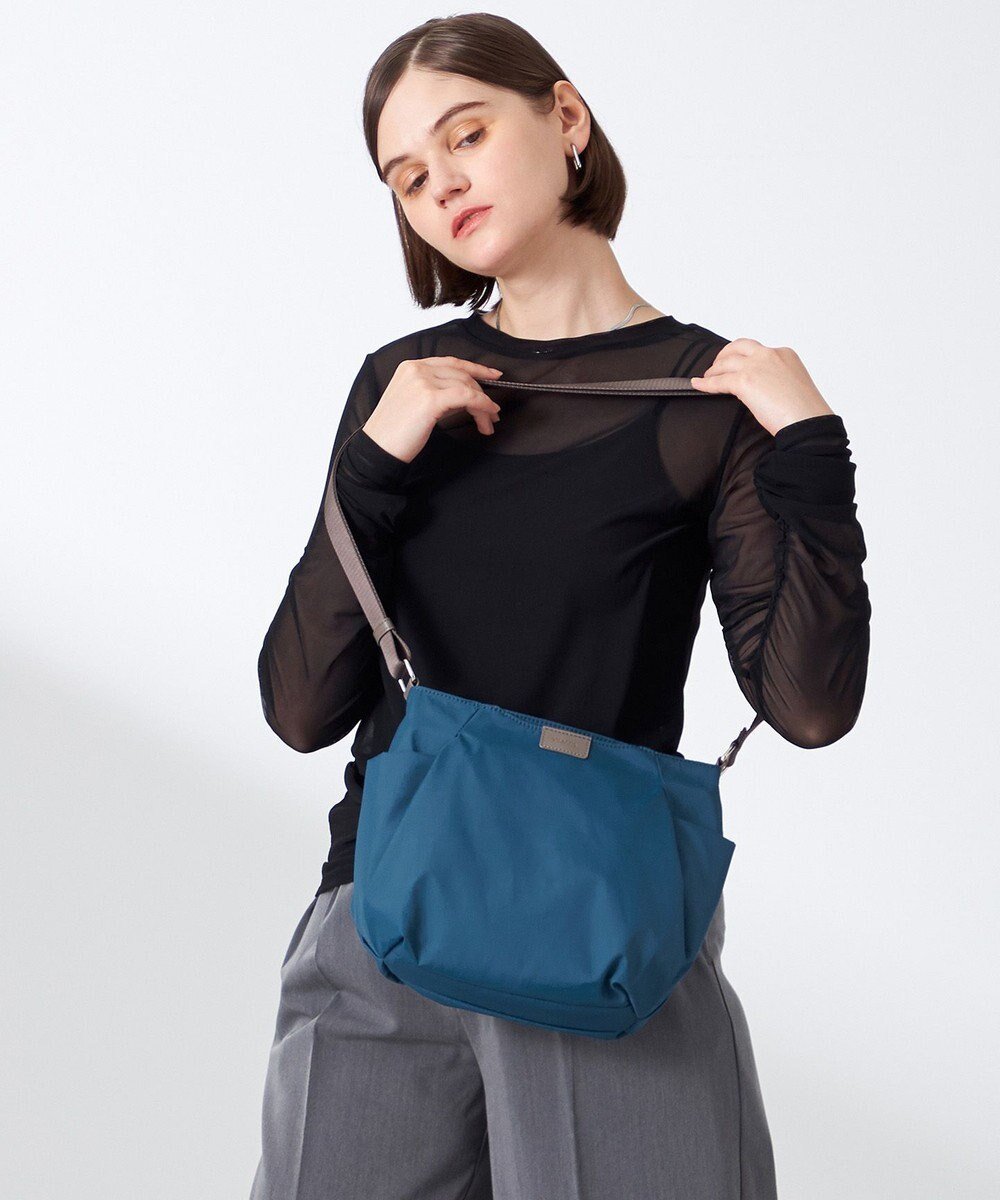 【イザック/Y'SACCS】の【ナイロンタフタ】トラベルショルダー mini インテリア・キッズ・メンズ・レディースファッション・服の通販 founy(ファニー) 　ファッション　Fashion　レディースファッション　Fashion for Women　ショルダー　Shoulder, Shoulder Strap　スマート　Smart, Elegant　タフタ　Taffeta, Structured Fabric　トラベル　Travel, Travel Gear　ベーシック　Basic, Essential　ボストンバッグ　Boston Bag, Retro Bag　ポケット　Pocket, Pocket Detail　マグネット　Magnet, Magnetic Closure　おすすめ　Recommended / Our Picks　ブルー|ID: prp329100004630401 ipo3291000000033389537