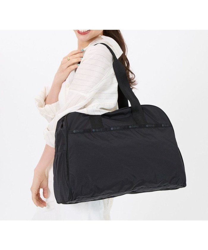 【レスポートサック/LeSportsac】のSMALL CARRYALL DUFFLE/リサイクルドブラックJP インテリア・キッズ・メンズ・レディースファッション・服の通販 founy(ファニー) https://founy.com/ ファッション Fashion レディースファッション Fashion for Women 軽量 Lightweight, Ultra Light シンプル Simple, Minimal トラベル Travel, Travel Gear 人気 Popular, Best Seller プリント Print, Printed Pattern ボストン Boston ボストンバッグ Boston Bag, Retro Bag ポケット Pocket, Pocket Detail マグネット Magnet, Magnetic Closure 無地 Plain, Solid Color ラウンド Round, Round Neck 旅行 Travel スーツケース キャリーケース Suitcase / Carry Case ビジネス 仕事 通勤 Business / Work / Commuting |ID: prp329100004631061 ipo3291000000033599312