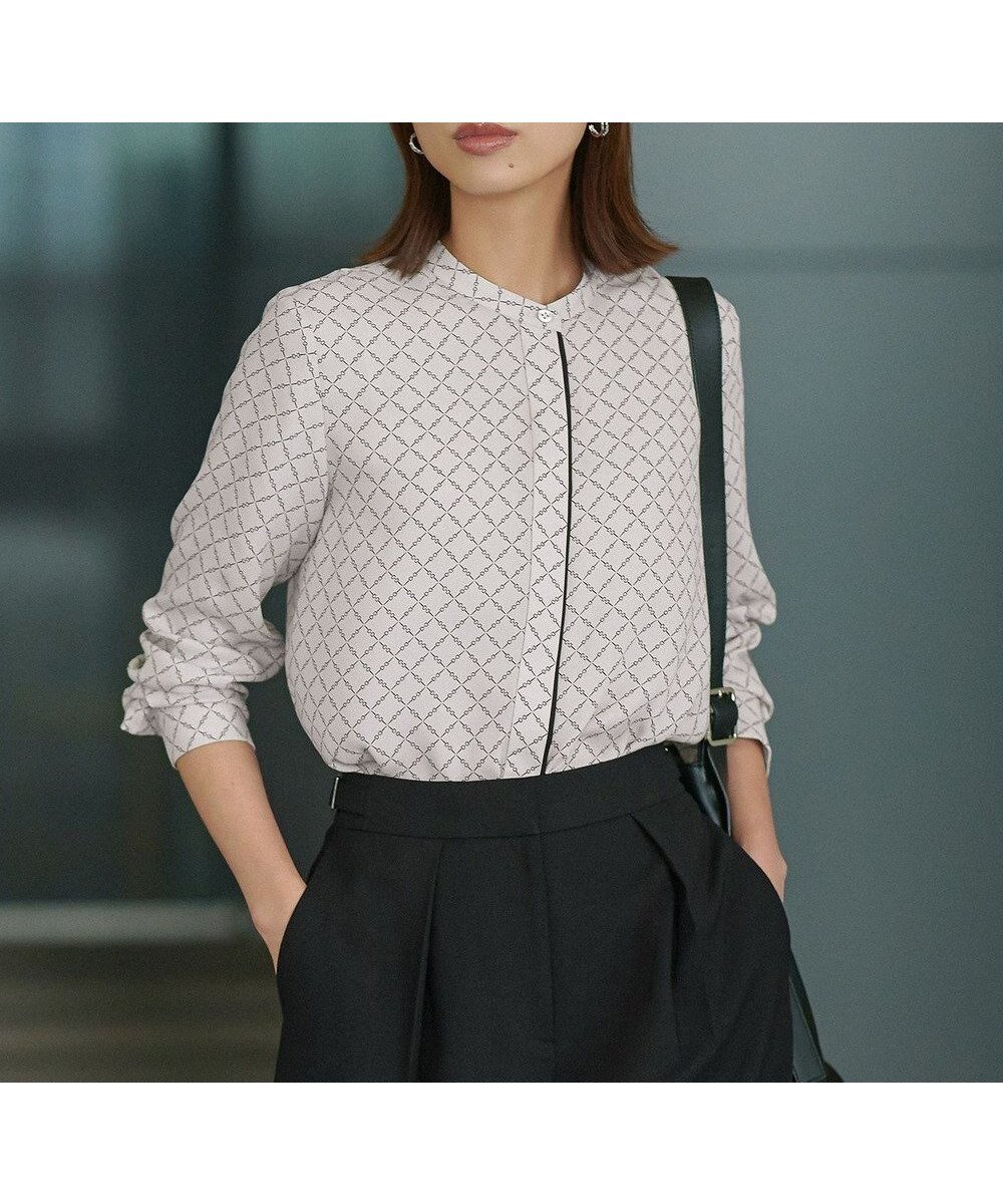 【アイシービー/iCB】の【新色追加・WEB限定カラーあり】BackSatinAmunzen バンドカラーブラウス インテリア・キッズ・メンズ・レディースファッション・服の通販 founy(ファニー) ファッション Fashion レディースファッション Fashion for Women トップス・カットソー Cut & Sew Tops シャツ・ブラウス・オフィスカジュアル Elegant Blouses & Button-Ups インナー Innerwear サテン Satin, Glossy Fabric スーツ Suit, Formalwear 定番 Standard, Basic Item 人気 Popular, Best Seller ハイネック High Neck, Mock Neck プリント Print, Printed Pattern A/W・秋冬 Autumn/Winter 夏 Summer セレモニー Ceremony ビジネス 仕事 通勤 Business / Work / Commuting 2025年 2025 2025-2026秋冬・A/W Autumn/Winter 2025–26 AW25–26 トープベース×スクエアビット柄系|ID: prp329100004631109 ipo3291000000033883442