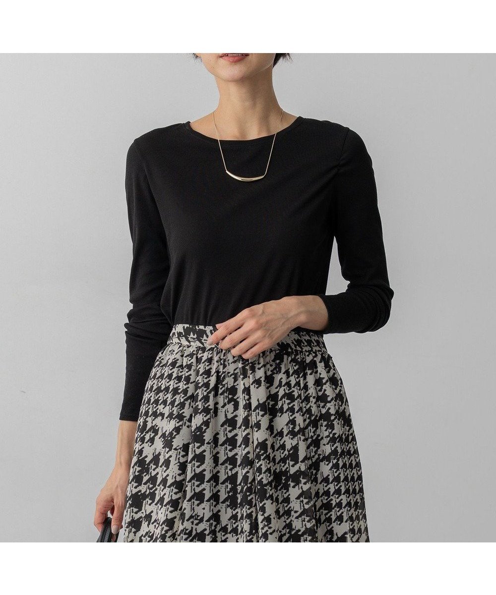 【23区/NIJYUSANKU】の【滝沢眞規子さん着用/洗える】シアーレイヤード カットソー インテリア・キッズ・メンズ・レディースファッション・服の通販 founy(ファニー) 　ファッションモデル・俳優・女優　Models　女性　Women　滝沢眞規子　Takizawa Makiko　ファッション　Fashion　レディースファッション　Fashion for Women　トップス・カットソー　Cut & Sew Tops　シャツ・ブラウス・オフィスカジュアル　Elegant Blouses & Button-Ups　ロングTシャツ・Tシャツ　Longline T-Shirts & Tees　カットソー・ベーシックTシャツ　Cut-and-Sewn Tops / Stretch Tees & Basics　インナー　Innerwear　洗える　Machine Washable　カットソー　Cut and Sewn Top　カーディガン　Cardigan, Knitwear　コンパクト　Compact, Small Size　シアー　Sheer, See-Through　シンプル　Simple, Minimal　ジャケット　Jacket, Outerwear　バランス　Balance, Style Balance　フィット　Fit, Slim Fit　A/W・秋冬　Autumn/Winter　冬　Winter / This Winter　2025年　2025　2025-2026秋冬・A/W　Autumn/Winter 2025–26 AW25–26　ブラック系|ID: prp329100004631823 ipo3291000000035607173