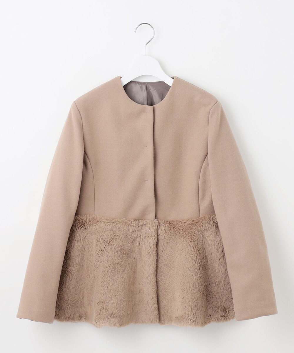 【フェルゥ/Feroux】の【先行予約】ペプラムファー ジャケット インテリア・キッズ・メンズ・レディースファッション・服の通販 founy(ファニー) 　ファッション　Fashion　レディースファッション　Fashion for Women　アウター　Coat / Outerwear Collection　コート・ロングコート・ピーコート　Long Coats, Peacoats & More　レディースジャケット・軽アウター　Jackets　シンプル　Simple, Minimal　ジャケット　Jacket, Outerwear　ペプラム　Peplum, Flared Hem　ボトム　Bottoms, Lower Wear　エレガント 上品　Elegant　A/W・秋冬　Autumn/Winter　ベージュ系|ID: prp329100004631941 ipo3291000000033333543