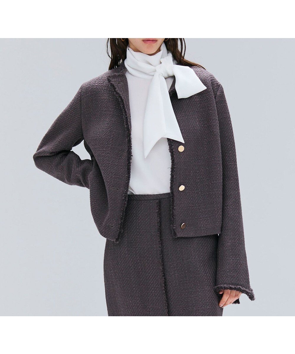 【ベイジ,/BEIGE,】の【Oggi 10月号掲載】MULLIN / ウールツイードメタルボタンノーカラージャケット インテリア・キッズ・メンズ・レディースファッション・服の通販 founy(ファニー) 　雑誌掲載アイテム　Magazine Picks & Fashion Features　ファッション雑誌　Fashion Magazines　オッジ　Oggi　ファッション　Fashion　レディースファッション　Fashion for Women　アウター　Coat / Outerwear Collection　レディースジャケット・軽アウター　Jackets　ノーカラージャケット / シンプル上品コーデ　Collarless Jackets　10月号　October Issue　シンプル　Simple, Minimal　ジャケット　Jacket, Outerwear　セットアップ　Set-Up, Coordinated Outfit　雑誌　Magazine, Fashion Magazine　ダウン　Down, Puffer　ツイード　Twill, Twill Weave　デニム　Denim, Jeans Material　バランス　Balance, Style Balance　フォーマル　Formal, Dressy　フリンジ　Fringe, Tassel　メタル　Metal, Metal Parts　ロング　Long, Long-Length　A/W・秋冬　Autumn/Winter　おすすめ　Recommended / Our Picks　エレガント 上品　Elegant　Warm Gray|ID: prp329100004631999 ipo3291000000035857861