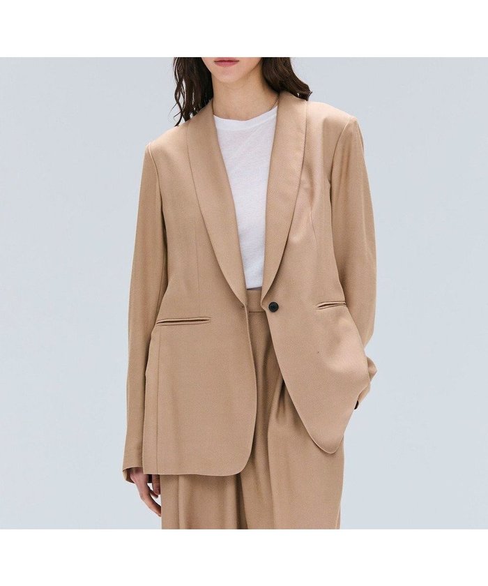 【ベイジ,/BEIGE,】のCOBURN / シルク混ショールカラージャケット インテリア・キッズ・メンズ・レディースファッション・服の通販 founy(ファニー) https://founy.com/ ファッション Fashion レディースファッション Fashion for Women アウター Coat / Outerwear Collection レディースジャケット・軽アウター Jackets テーラードジャケット / 通勤・きれいめスタイル Tailored Jackets & Blazers おすすめ Recommended / Our Picks とろみ Fluid, Flowy Fabric ショール Shawl, Wrap シルク Silk, 100% Silk ジャケット Jacket, Outerwear セットアップ Set-Up, Coordinated Outfit ドレープ Drape, Draping Fabric マニッシュ Mannish, Boyish ロング Long, Long-Length 夏 Summer S/S・春夏 SS, Spring/Summer, Warm Season A/W・秋冬 Autumn/Winter |ID: prp329100004632004 ipo3291000000033333986
