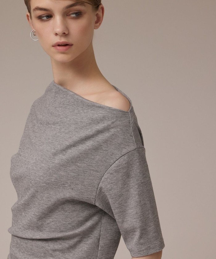 【グレース コンチネンタル/GRACE CONTINENTAL】のラメリブジャージトップ インテリア・キッズ・メンズ・レディースファッション・服の通販 founy(ファニー) https://founy.com/ ファッション Fashion レディースファッション Fashion for Women トップス・カットソー Cut & Sew Tops 春 Spring ストレッチ Stretch, Stretchy Fabric セットアップ Set-Up, Coordinated Outfit ドレープ Drape, Draping Fabric リュクス Luxury, Elegant, High-End, Chic S/S・春夏 SS, Spring/Summer, Warm Season 夏 Summer |ID: prp329100004632058 ipo3291000000033334315
