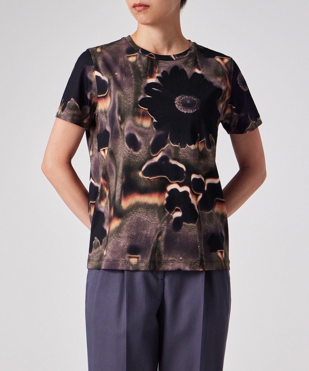 【ポール スミス/Paul Smith】のField Flowers 半袖Tシャツ インテリア・キッズ・メンズ・レディースファッション・服の通販 founy(ファニー) 　ファッション　Fashion　レディースファッション　Fashion for Women　トップス・カットソー　Cut & Sew Tops　シャツ・ブラウス・オフィスカジュアル　Elegant Blouses & Button-Ups　ロングTシャツ・Tシャツ　Longline T-Shirts & Tees　カットソー・ベーシックTシャツ　Cut-and-Sewn Tops / Stretch Tees & Basics　カットソー　Cut and Sewn Top　プリント　Print, Printed Pattern　モチーフ　Motif, Design Theme　リラックス　Relax, Relaxed Fit　半袖　Short Sleeve, Half Sleeve　夏　Summer　S/S・春夏　SS, Spring/Summer, Warm Season　A/W・秋冬　Autumn/Winter　パープル|ID: prp329100004634379 ipo3291000000033623964