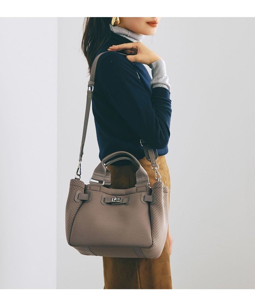 【トプカピ/TOPKAPI】の【TREASURE TOPKAPI】ネオプレン 2way ミニ トートバッグ インテリア・キッズ・メンズ・レディースファッション・服の通販 founy(ファニー) ファッション Fashion レディースファッション Fashion for Women バッグ Bags ショルダー Shoulder, Shoulder Strap シルバー Silver, Metallic Silver ポケット Pocket, Pocket Detail リップ Lip, Lip Motif グレージュ|ID: prp329100004634432 ipo3291000000033366921