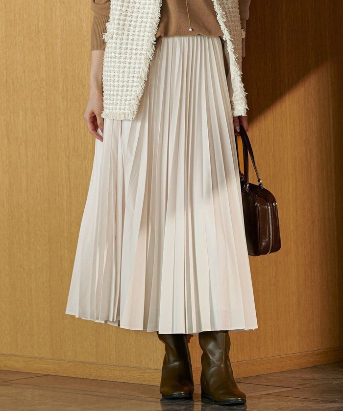 【23区/NIJYUSANKU】の【見上愛さん着用/CanCam11月号掲載】パウダリータイプライター プリーツ スカート インテリア・キッズ・メンズ・レディースファッション・服の通販 founy(ファニー) https://founy.com/ 雑誌掲載アイテム Magazine Picks & Fashion Features ファッション雑誌 Fashion Magazines キャンキャン CanCam ファッション Fashion レディースファッション Fashion for Women スカート Skirts プリーツスカート / 上品フェミニンスタイル Pleated Skirts ヴィンテージ Vintage Style 秋 Autumn 11月号 November Issue シンプル Simple, Minimal 雑誌 Magazine, Fashion Magazine タイプライター Typewriter Fabric, Crisp Cotton タフタ Taffeta, Structured Fabric バランス Balance, Style Balance プリーツ Pleats, Pleated 冬 Winter / This Winter A/W・秋冬 Autumn/Winter S/S・春夏 SS, Spring/Summer, Warm Season 夏 Summer 2025年 2025 2025-2026秋冬・A/W Autumn/Winter 2025–26 AW25–26 |ID: prp329100004634500 ipo3291000000034331699