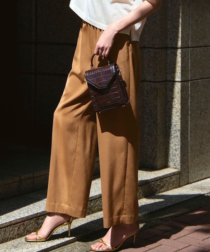 【23区/NIJYUSANKU】の【洗える】スエーディーサテン ワイド パンツ インテリア・キッズ・メンズ・レディースファッション・服の通販 founy(ファニー) https://founy.com/ ファッション Fashion レディースファッション Fashion for Women パンツ Pants & Trousers ヴィンテージ Vintage Style 洗える Machine Washable 秋 Autumn キャミソール Camisole, Spaghetti Strap Top サテン Satin, Glossy Fabric シンプル Simple, Minimal タンブラー Tumbler, Travel Mug トレンド Trend, Trending Now ドレープ Drape, Draping Fabric ボトム Bottoms, Lower Wear ワイド Wide, Wide Fit 冬 Winter / This Winter A/W・秋冬 Autumn/Winter 夏 Summer 2025年 2025 2025-2026秋冬・A/W Autumn/Winter 2025–26 AW25–26 |ID: prp329100004634514 ipo3291000000033599273