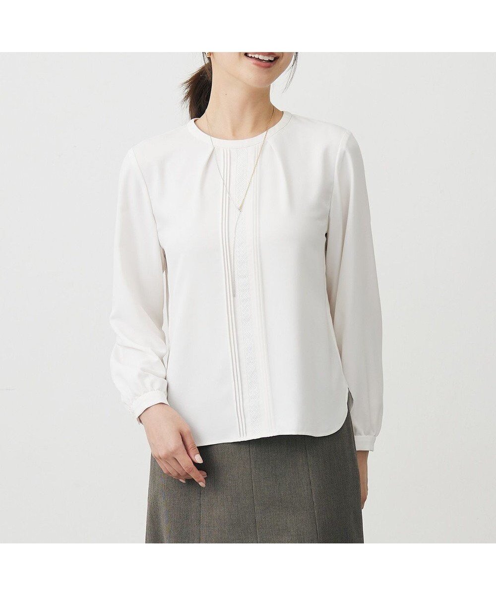【ジェイ プレス/J.PRESS】のヌーディスバックサテン ブラウス インテリア・キッズ・メンズ・レディースファッション・服の通販 founy(ファニー) 　ファッション　Fashion　レディースファッション　Fashion for Women　トップス・カットソー　Cut & Sew Tops　シャツ・ブラウス・オフィスカジュアル　Elegant Blouses & Button-Ups　インナー　Innerwear　ギャザー　Gathered, Ruffled　サテン　Satin, Glossy Fabric　ジャケット　Jacket, Outerwear　ジョーゼット　Georgette, Semi-Sheer Fabric　ストレッチ　Stretch, Stretchy Fabric　長袖　Long Sleeve, Full Sleeve　フロント　Front, Front Design　レース　Lace, Lace Fabric　A/W・秋冬　Autumn/Winter　S/S・春夏　SS, Spring/Summer, Warm Season　夏　Summer　エレガント 上品　Elegant　アイボリー系|ID: prp329100004635497 ipo3291000000033385575