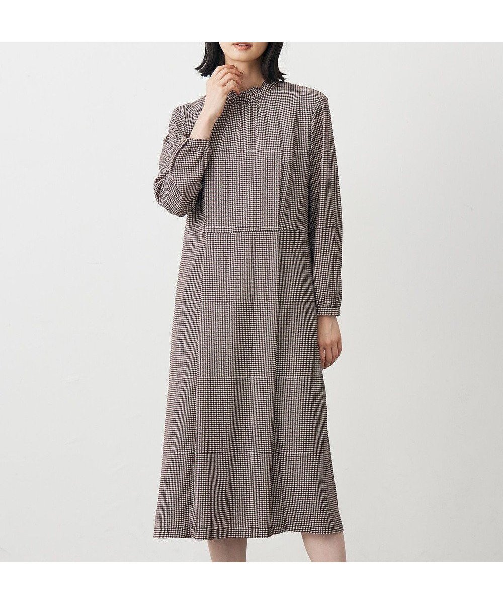 【ジェイ プレス/J.PRESS】のデシンハウンドトゥースプリント ワンピース インテリア・キッズ・メンズ・レディースファッション・服の通販 founy(ファニー) 　ファッション　Fashion　レディースファッション　Fashion for Women　ワンピース　Dresses　クラシック　Classic, Timeless Style　スタンド　Stand Collar, Upright Stand　フィット　Fit, Slim Fit　フリル　Frill, Ruffle　プリント　Print, Printed Pattern　リボン　Ribbon, Bow　エレガント 上品　Elegant　秋　Autumn　A/W・秋冬　Autumn/Winter　ブラウン系|ID: prp329100004635501 ipo3291000000033385596