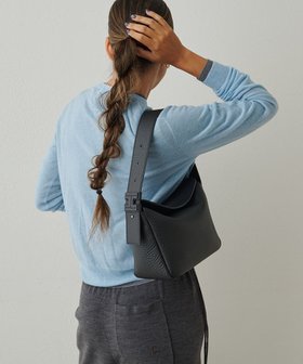 【イアクッチ/IACUCCI】のノータ ALCE 人気、トレンドファッション・服の通販 founy(ファニー) ファッション Fashion レディースファッション Fashion for Women バッグ Bags エレガント 上品 Elegant クラシカル Classical, Vintage-Inspired 今季 This Season, Current Season マグネット Magnet, Magnetic Closure A/W・秋冬 Autumn/Winter 2025年 2025 2025-2026秋冬・A/W Autumn/Winter 2025–26 AW25–26 |ID:prp329100004638487