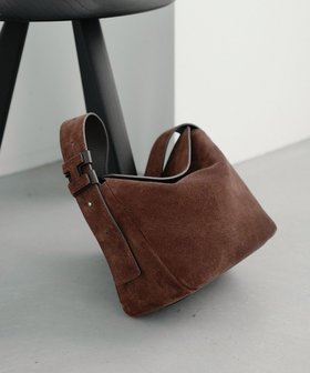 【イアクッチ/IACUCCI】 ノータ SUEDE人気、トレンドファッション・服の通販 founy(ファニー) ファッション Fashion レディースファッション Fashion for Women バッグ Bags エレガント 上品 Elegant クラシカル Classical, Vintage-Inspired 今季 This Season, Current Season ベーシック Basic, Essential マグネット Magnet, Magnetic Closure A/W・秋冬 Autumn/Winter 新作・新入荷 New Arrivals / New In 2025年 2025 2025-2026秋冬・A/W Autumn/Winter 2025–26 AW25–26 |ID:prp329100004638488