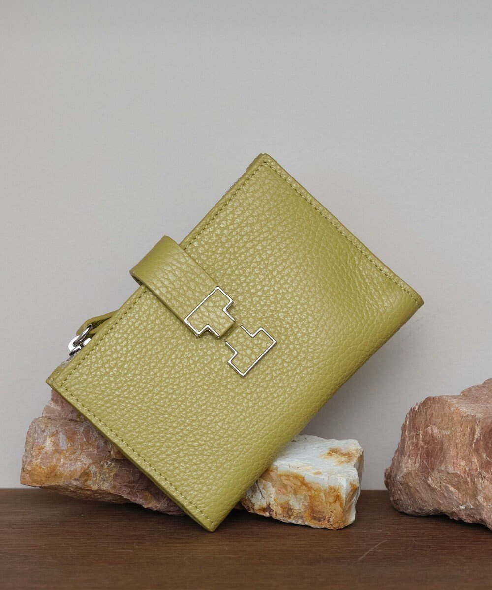 【イアクッチ/IACUCCI】のアバ ハーフウォレット CERVO 人気、トレンドファッション・服の通販 founy(ファニー) 　ファッション　Fashion　レディースファッション　Fashion for Women　ミニ財布・二つ折り財布　Wallets & Card Cases　イエロー　Yellow　コンパクト　Compact, Small Size　シルバー　Silver, Metallic Silver　シンプル　Simple, Minimal　スクエア　Square, Square Shape　財布　Wallet, Purse　人気　Popular, Best Seller　フィット　Fit, Slim Fit　フォルム　Silhouette, Form　ポケット　Pocket, Pocket Detail　メタル　Metal, Metal Parts　 other-1|ID: prp329100004638490 ipo3291000000033431631