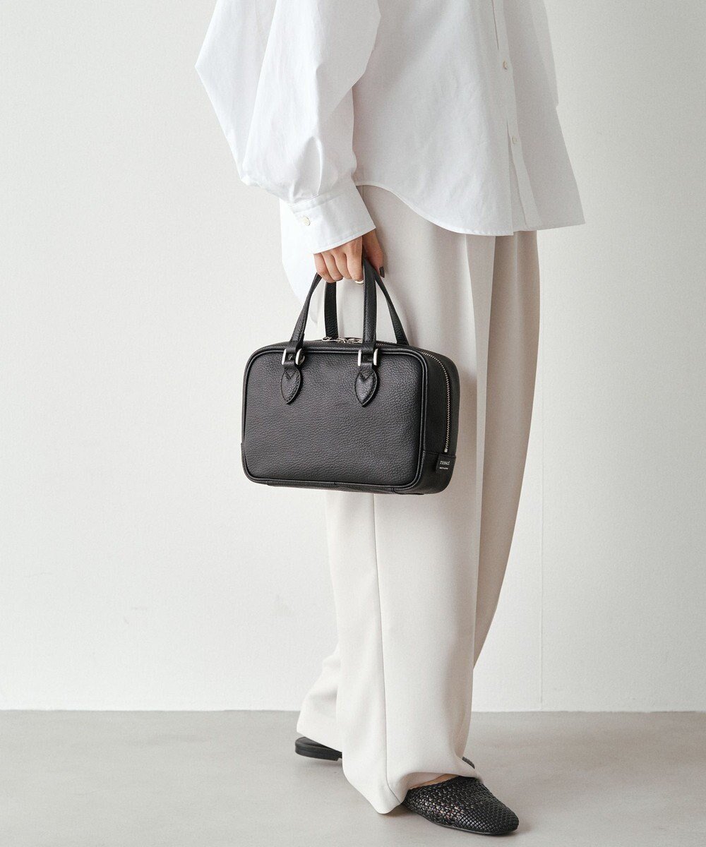 【ラシット/russet】の【2025AW新作】シュリンクレザー2WAYミニボストンバッグ(CE-1581) 人気、トレンドファッション・服の通販 founy(ファニー) ファッション Fashion レディースファッション Fashion for Women ショルダー Shoulder, Shoulder Strap スマホ Smartphone, Mobile Device 財布 Wallet, Purse ダブル Double, Double-Breasted バランス Balance, Style Balance フォルム Silhouette, Form ボストン Boston ボストンバッグ Boston Bag, Retro Bag ポケット Pocket, Pocket Detail 再入荷 Restock / Back in Stock おすすめ Recommended / Our Picks 日本製 Made In Japan エレガント 上品 Elegant ビジネス 仕事 通勤 Business / Work / Commuting 2025年 2025 2025-2026秋冬・A/W Autumn/Winter 2025–26 AW25–26 other-1|ID: prp329100004638503 ipo3291000000033819694