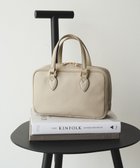 【ラシット/russet】の【2025AW新作】シュリンクレザー2WAYミニボストンバッグ(CE-1581) 人気、トレンドファッション・服の通販 founy(ファニー) ファッション Fashion レディースファッション Fashion for Women ショルダー Shoulder, Shoulder Strap スマホ Smartphone, Mobile Device 財布 Wallet, Purse ダブル Double, Double-Breasted バランス Balance, Style Balance フォルム Silhouette, Form ボストン Boston ボストンバッグ Boston Bag, Retro Bag ポケット Pocket, Pocket Detail 再入荷 Restock / Back in Stock おすすめ Recommended / Our Picks 日本製 Made In Japan エレガント 上品 Elegant ビジネス 仕事 通勤 Business / Work / Commuting 2025年 2025 2025-2026秋冬・A/W Autumn/Winter 2025–26 AW25–26 thumbnail GrayBeige|ID: prp329100004638503 ipo3291000000033819698