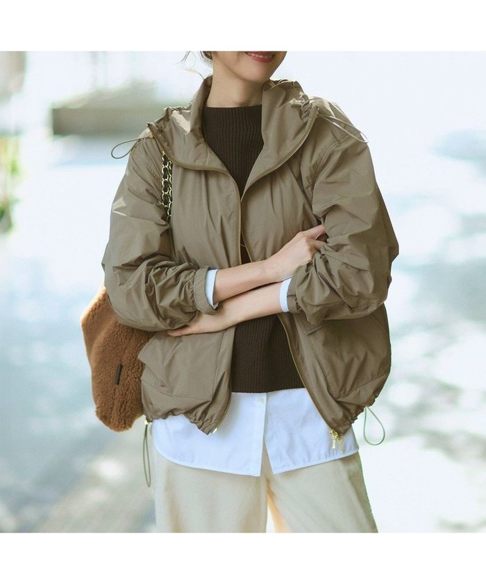 【23区/NIJYUSANKU】の【撥水加工】ソフトメモリータフタ スタンドネック ブルゾン インテリア・キッズ・メンズ・レディースファッション・服の通販 founy(ファニー) https://founy.com/ ファッション Fashion レディースファッション Fashion for Women アウター Coat / Outerwear Collection レディースジャケット・軽アウター Jackets ブルゾンジャケット・スポーティアウター Blouson Jackets エレガント 上品 Elegant 秋 Autumn ジャケット Jacket, Outerwear スタンド Stand Collar, Upright Stand タフタ Taffeta, Structured Fabric フロント Front, Front Design ブルゾン Blouson, Bomber Jacket ポケット Pocket, Pocket Detail ミドル Middle Length, Mid Height A/W・秋冬 Autumn/Winter 冬 Winter / This Winter おすすめ Recommended / Our Picks 2025年 2025 2025-2026秋冬・A/W Autumn/Winter 2025–26 AW25–26 |ID: prp329100004638595 ipo3291000000035289656