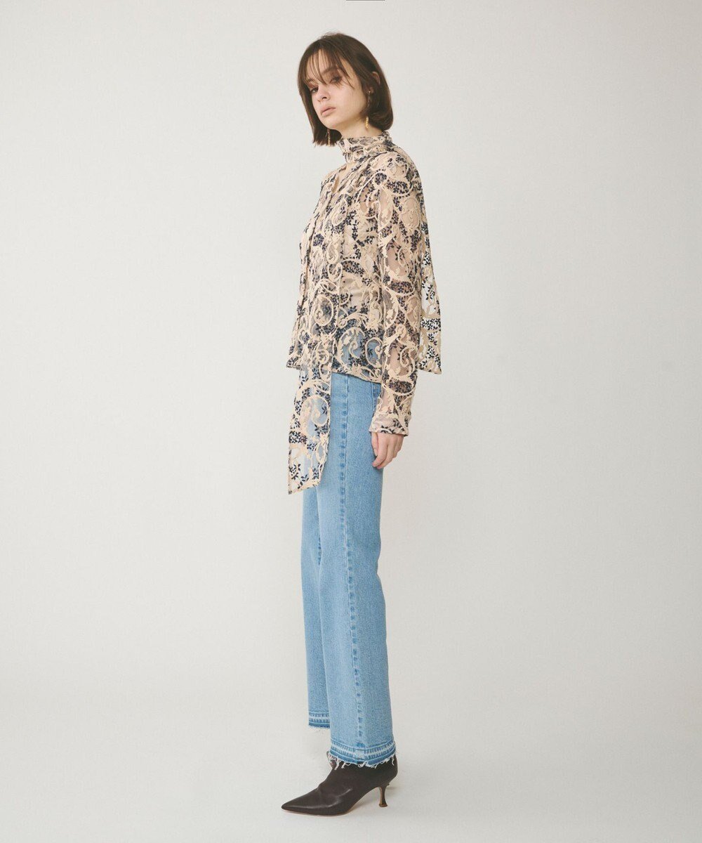 【グレース コンチネンタル/GRACE CONTINENTAL】のフレアデニムパンツ インテリア・キッズ・メンズ・レディースファッション・服の通販 founy(ファニー) 　ファッション　Fashion　レディースファッション　Fashion for Women　パンツ　Pants & Trousers　デニムパンツ・ジーンズ・美脚デニム　Denim Jeans & Pants　デニム　Denim, Jeans Material　フレア　Flare, Flared　夏　Summer　春　Spring　S/S・春夏　SS, Spring/Summer, Warm Season　A/W・秋冬　Autumn/Winter　サックス|ID: prp329100004639276 ipo3291000000033440442