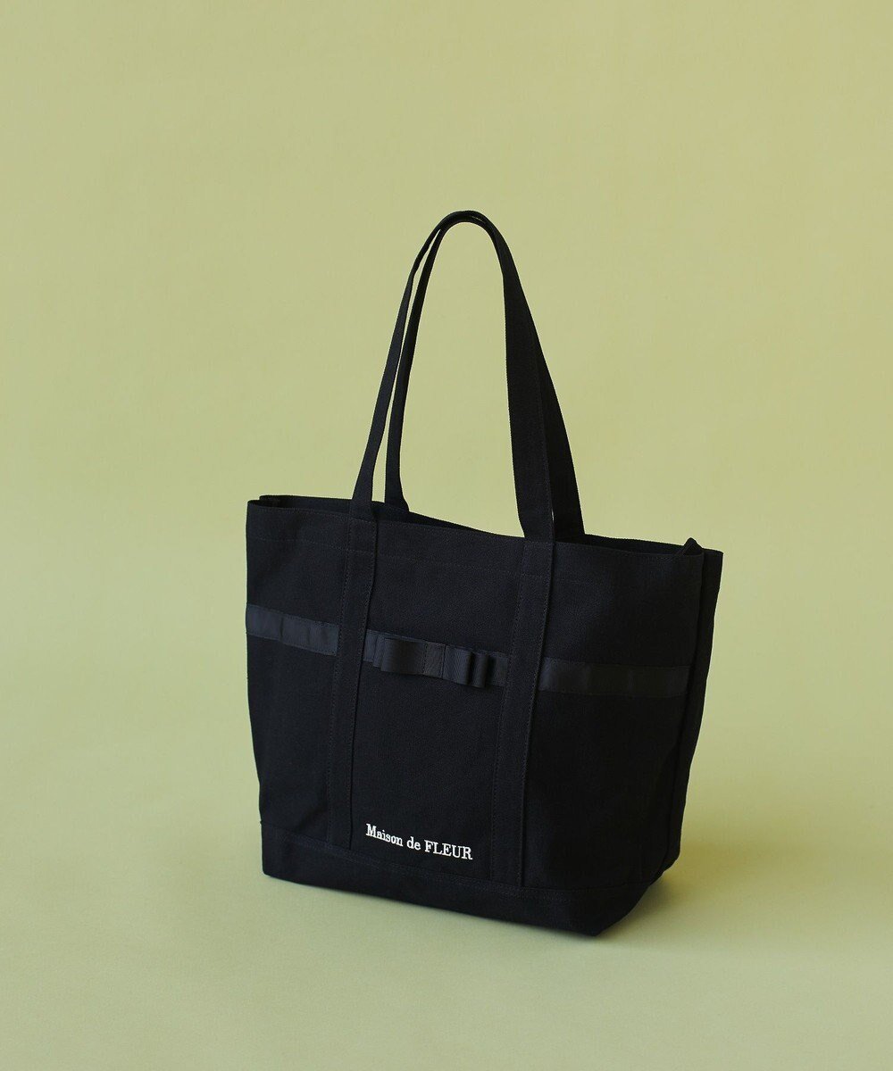 【メゾンドフルール/Maison de FLEUR】のマルチポケット帆布トートMバッグ インテリア・キッズ・メンズ・レディースファッション・服の通販 founy(ファニー) 　ファッション　Fashion　レディースファッション　Fashion for Women　バッグ　Bags　キャンバス　Canvas, Canvas Fabric　傘　Umbrella, Parasol　スマホ　Smartphone, Mobile Device　フロント　Front, Front Design　ポケット　Pocket, Pocket Detail　リボン　Ribbon, Bow　エレガント 上品　Elegant　ビジネス 仕事 通勤　Business / Work / Commuting　2025年　2025　2025春夏・S/S　Spring/Summer 2025 SS25　Black|ID: prp329100004640998 ipo3291000000034377436