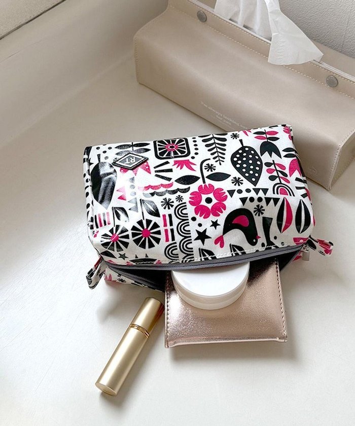 【ルートート/ROOTOTE】の1311【ラミネート加工】EU.ウイズルー.ポーチ.クレール-D インテリア・キッズ・メンズ・レディースファッション・服の通販 founy(ファニー) https://founy.com/ ファッション Fashion レディースファッション Fashion for Women ミニ財布・二つ折り財布 Wallets & Card Cases ポーチ&ミニバッグ Pouches & Mini Bags 秋 Autumn カメラ Camera Accessories スマート Smart, Elegant 財布 Wallet, Purse 時計 Watch, Wristwatch ポーチ Pouch, Small Case モチーフ Motif, Design Theme おすすめ Recommended / Our Picks 夏 Summer 新作・新入荷 New Arrivals / New In |ID: prp329100004641144 ipo3291000000033662146