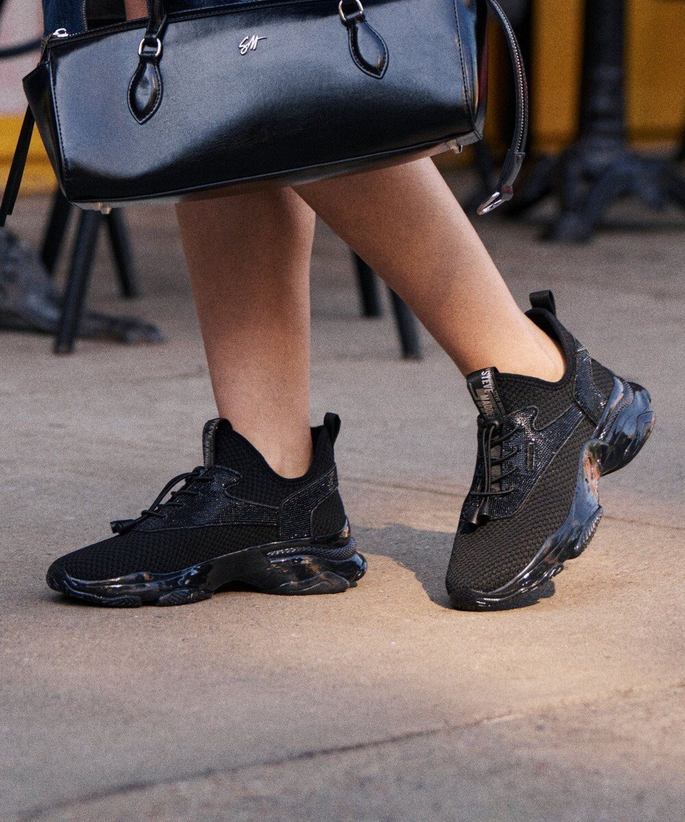 【スティーブマデン/STEVE MADDEN】のMATCH-RE ストーンスポーティースニーカー インテリア・キッズ・メンズ・レディースファッション・服の通販 founy(ファニー) 　ファッション　Fashion　レディースファッション　Fashion for Women　厚底　Platform Shoes　シューズ　Shoes, Footwear　シンプル　Simple, Minimal　スタイリッシュ　Stylish, Fashionable　ストーン　Stone, Gem-Like　スニーカー　Sneakers, Trainers　スポーティ　Sporty, Casual Athletic　トレンド　Trend, Trending Now　レース　Lace, Lace Fabric　新作・新入荷　New Arrivals / New In　エレガント 上品　Elegant　ブラックブラック|ID: prp329100004642267 ipo3291000000033483298